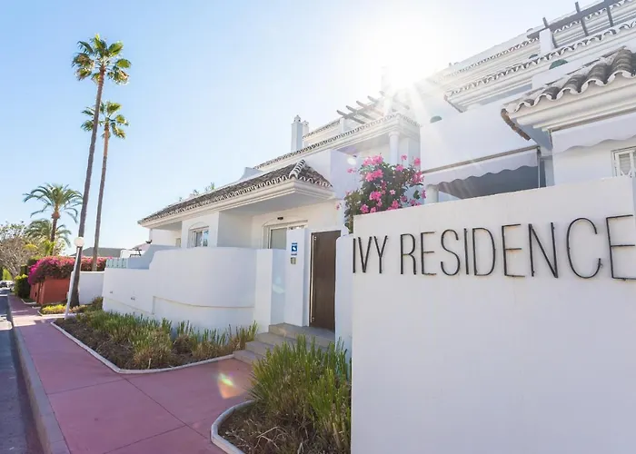 Stylish 3 Bedroom Apartment At The Heart Of Nueva Andalucia Close To Centro Plaza