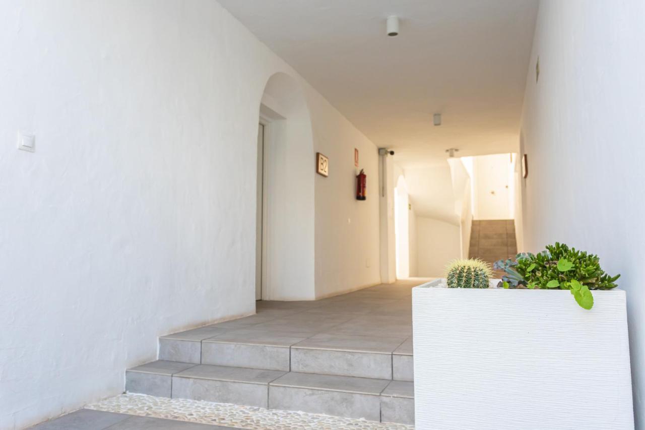 Stylish 3 Bedroom At The Heart Of Nueva Andalucia Close To Centro Plaza Apartment *